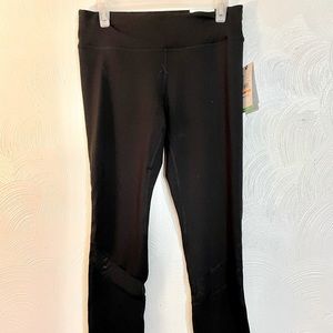 NWT Gaiam yoga pants, Om fit